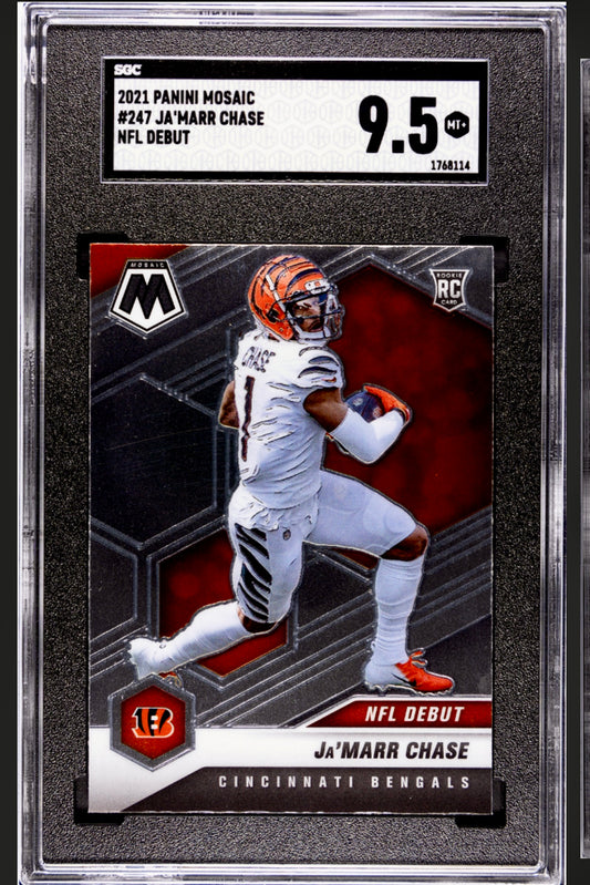 2021 PANINI MOSAIC #247 JA'MARR CHASE NFL DEBUT SGC 9.5